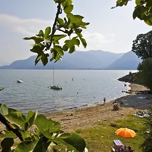 Bella Casa Apartment Tronzano Lago Maggiore