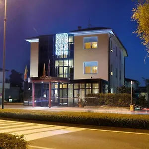 https://hotel-victoria-bassano-del-grappa.hotelinveneto.com